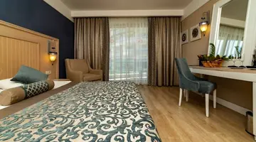 SEAMELIA BEACH RESORT & SPA