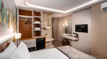Seaphoria Beach Resort Hotel