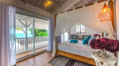 SEAPOINT BOUTIQUE HOTEL