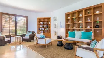 Seasense Boutique Hotel & Spa