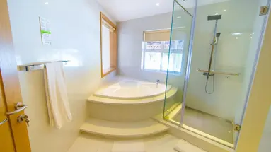 Seasense Boutique Hotel