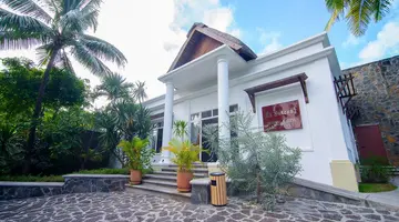 Seasense Boutique Hotel