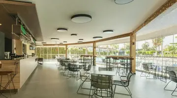 Seashell Resort And Spa