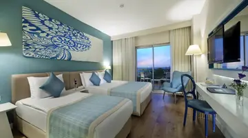 Seashell Resort And Spa