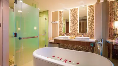 SEASHELLS PHU QUOC HOTEL & SPA