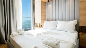 SEASIDE HOTEL