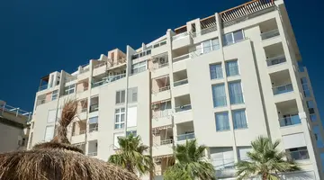 Seaside Hotel