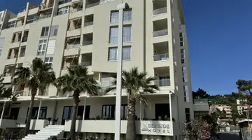 Seaside Hotel