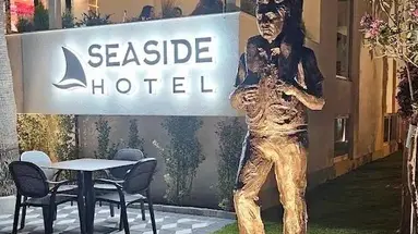 SEASIDE HOTEL
