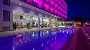 Seasons Hotel by Tasia Maris