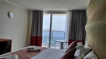 Seaview Hotel