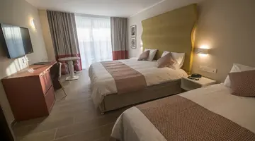 SeaView Hotel