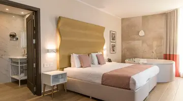 Seaview Hotel