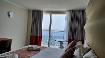 Seaview Hotel