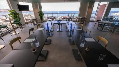 SeaView Hotel