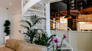 Seaview Hotel