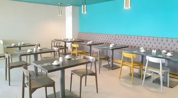SeaView Hotel