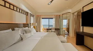SECRETS BAHIA REAL RESORT & SPA ( ADUTLS ONLY +16)