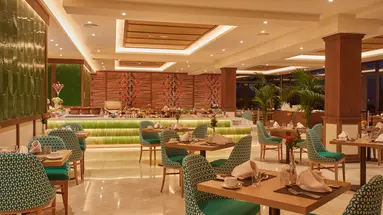SECRETS BAHIA REAL RESORT & SPA ( ADUTLS ONLY +16)