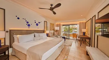 SECRETS BAHIA REAL RESORT & SPA ( ADUTLS ONLY +16)