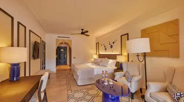 SECRETS BAHIA REAL RESORT & SPA ( ADUTLS ONLY +16)