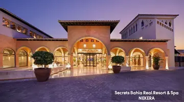 Secrets Bahía Real Resort & Spa