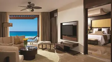 Secrets PLAYA MUJERES GOLF & SPA RESORT