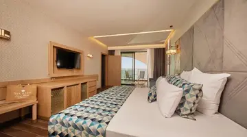 SECRETS SUNNY BEACH RESORT & SPA Adults Only