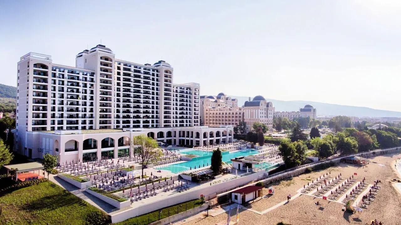 SECRETS SUNNY BEACH RESORT & SPA (EX. RIU PALACE SB)