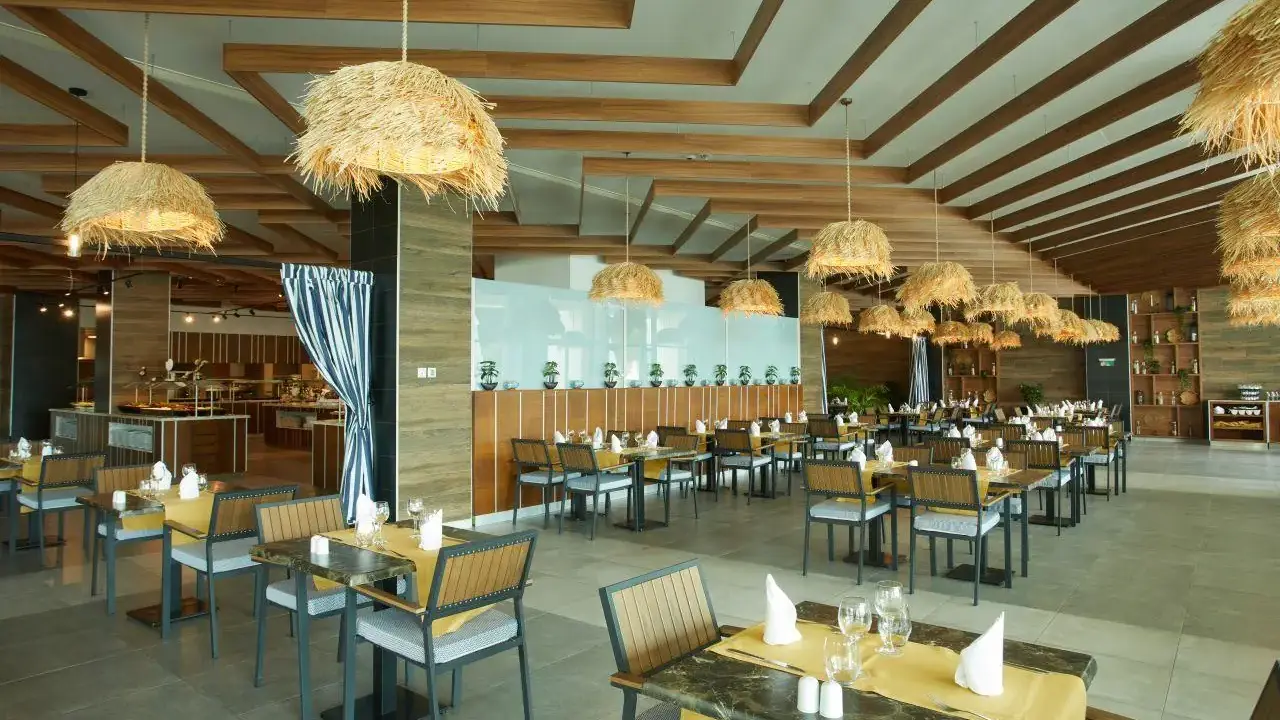 SECRETS SUNNY BEACH RESORT & SPA (EX. RIU PALACE SB)