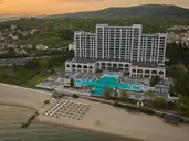 Secrets Sunny Beach resort & Spa