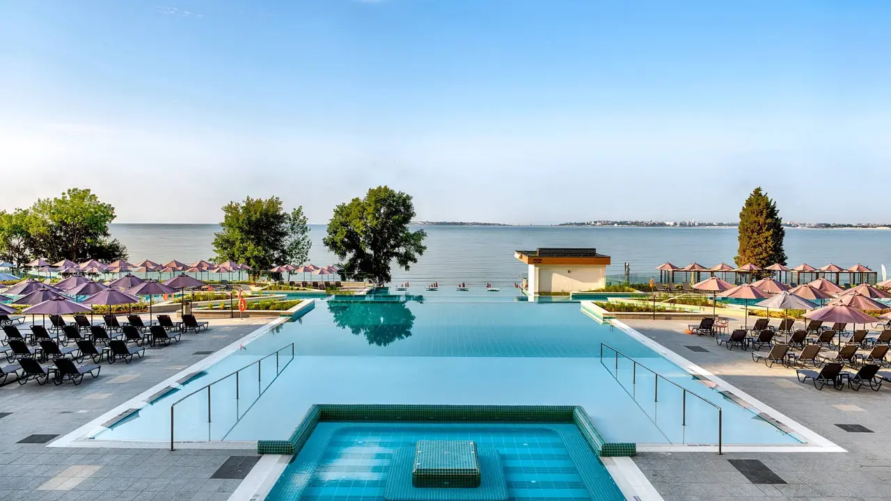 Secrets Sunny Beach Resort & Spa