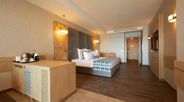 Secrets Sunny Beach Resort & Spa