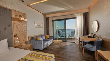 Secrets Sunny Beach resort & Spa
