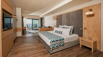 Secrets Sunny Beach Resort & Spa