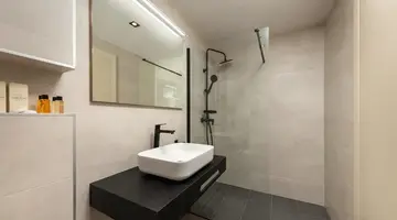 SeeSea Hotel