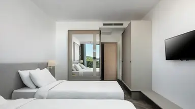 SeeSea Hotel