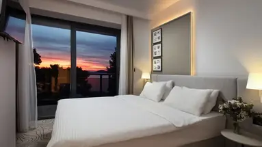 SeeSea Hotel