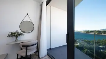 SeeSea Hotel