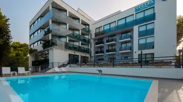 SeeSea Hotel