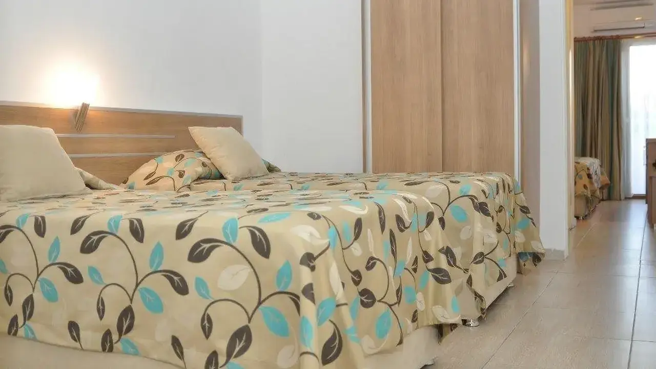 Selenium Hotel