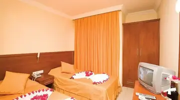 Selenium Hotel