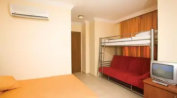 Selenium Hotel