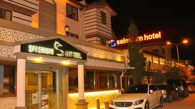 Selenium Hotel