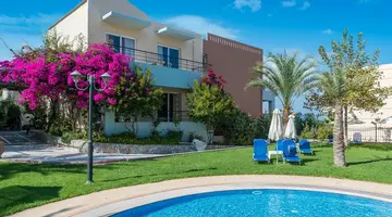 Selini Suites