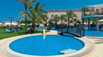 Selini Suites