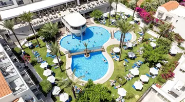 Selini Suites