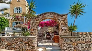 SELLADA APARTMENTS SANTORINI