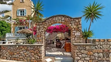 SELLADA APARTMENTS SANTORINI
