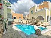 SELLADA APARTMENTS SANTORINI